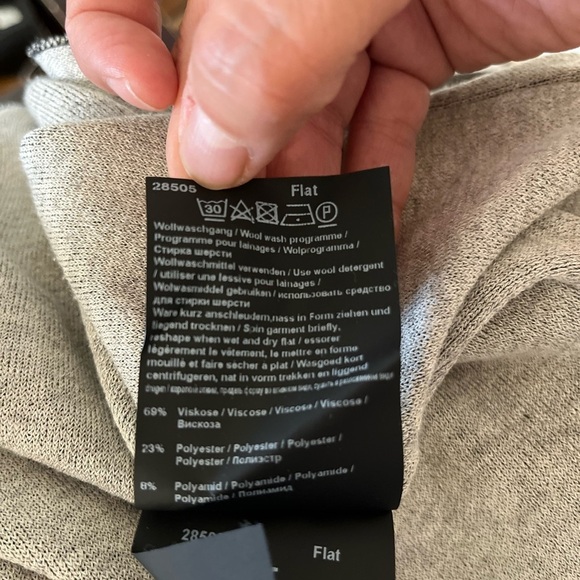 Annette Gortz full zip viscose blend black cream cardigan asymmetrical sweater - Picture 9 of 15